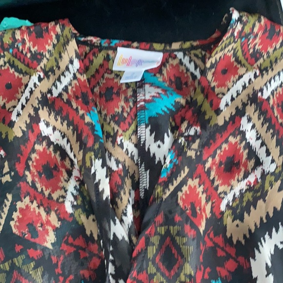 2 LuLaRoe Bianca tops - Picture 11 of 12